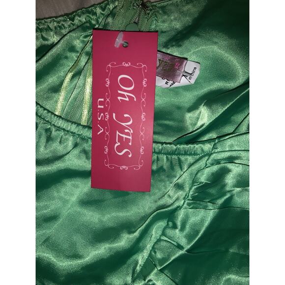 Y2k Green Satin Halter Top Size Medium Bejeweled Neck DEADSTOCK - Picture 6 of 7